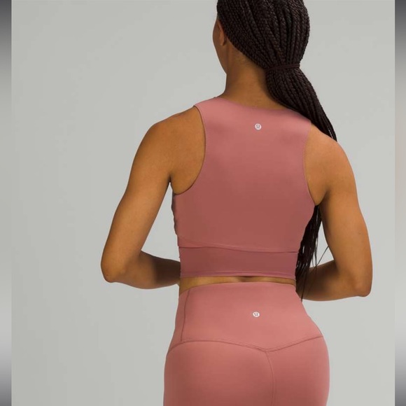 Lululemon Nulu and Mesh Yoga Tank Top
Jewel Emboss Spiced Chai / Spiced Chai - Picture 2 of 7